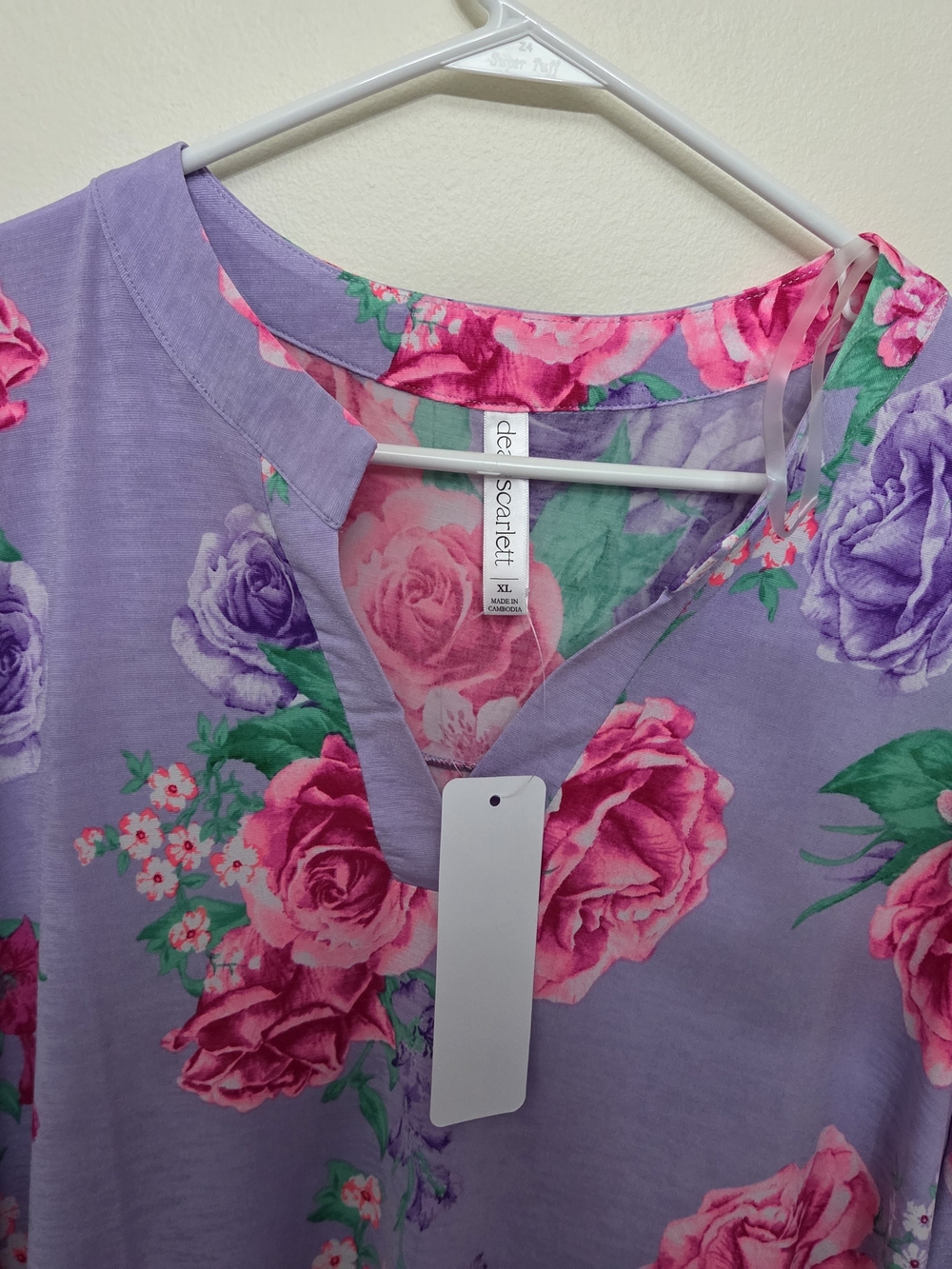 Dear Scarlett Lavender Tunic with Pink Rose Print-Size XL - Picture 2 of 8